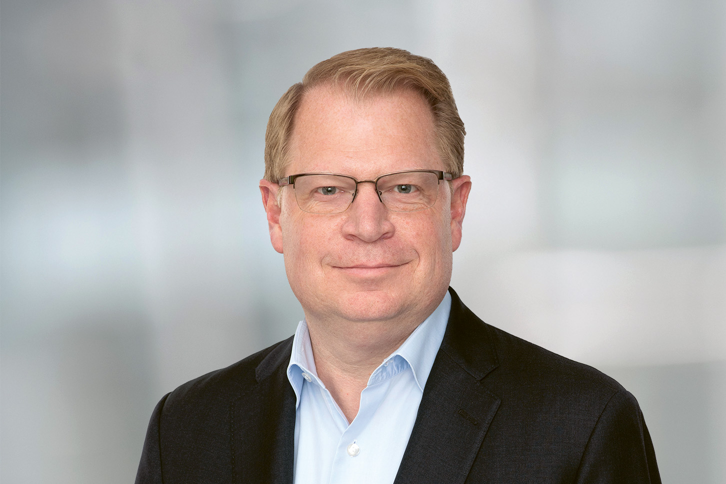 200120_2527_John Hinshaw cut out for ARA_nobg_32_D_CMYK_Amended.jpg