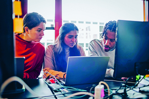 1.5.14.6 RT_1.5.13.2.58 PG57 ENERGISING COLLEAGUES.jpg