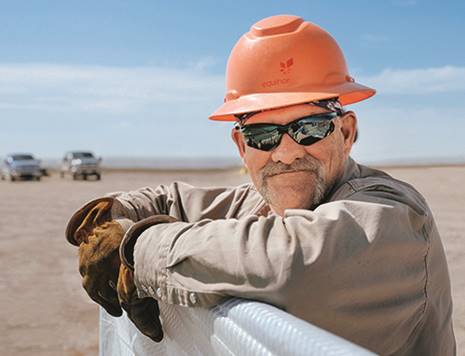 A person wearing a hat

Description automatically generated