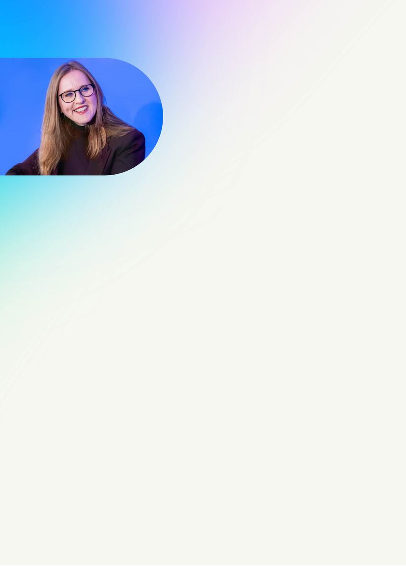 People background auroras_Mairead.jpg